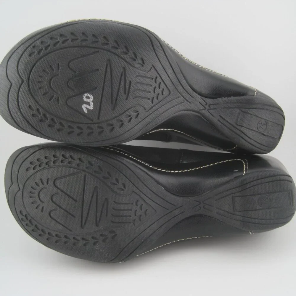 Women's White Mountain Gilding Black Peep-Toe Leather Clog size 7.5 Mary Jane - Picture 10 of 10
